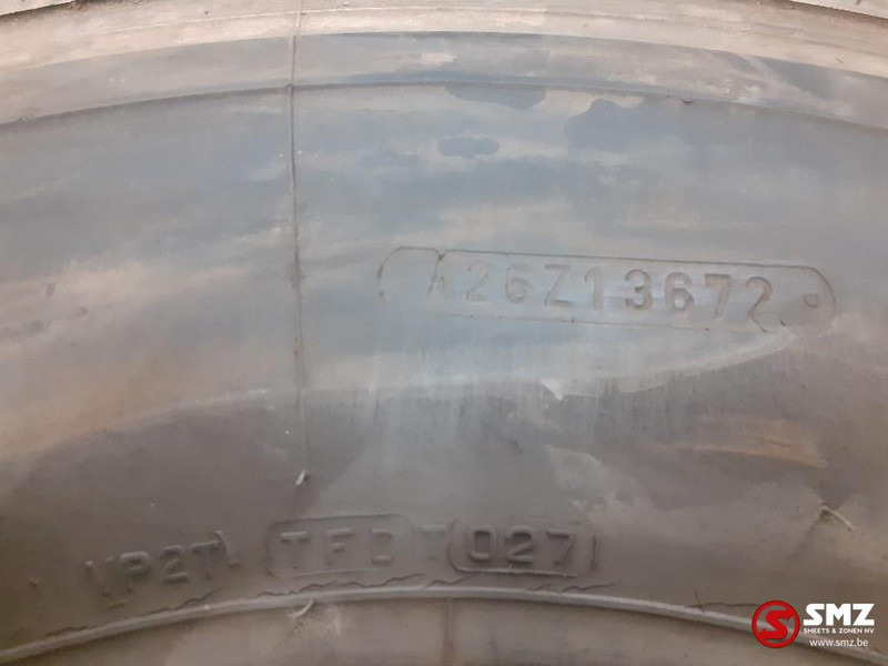 Firestone Occ vrachtwagenband Firestone 12.00R20 - Pneu pour Camion: photos 5 Firestone Occ vrachtwagenband Firestone 12.00R20 - Pneu pour Camion: photos 5