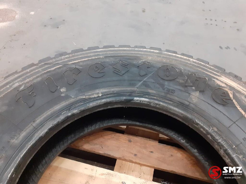 Firestone Occ vrachtwagenband Firestone 295/80R22.5 - Pneu pour Camion: photos 2 Firestone Occ vrachtwagenband Firestone 295/80R22.5 - Pneu pour Camion: photos 2