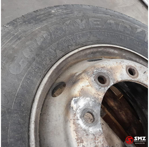 Goodyear Occ vrachtwagenband 285/70R19.5 144/142M Goodyear - Pneu pour Camion: photos 2 Goodyear Occ vrachtwagenband 285/70R19.5 144/142M Goodyear - Pneu pour Camion: photos 2