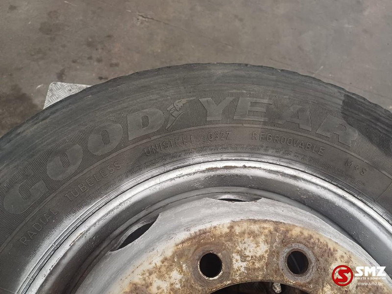 Goodyear Occ vrachtwagenband 315/80R22.5 152/148K Goodyear - Pneu pour Camion: photos 2 Goodyear Occ vrachtwagenband 315/80R22.5 152/148K Goodyear - Pneu pour Camion: photos 2