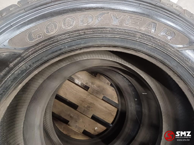Goodyear Occ vrachtwagenband Goodyear 295/55R22.5 147/145K - Pneu pour Camion: photos 2 Goodyear Occ vrachtwagenband Goodyear 295/55R22.5 147/145K - Pneu pour Camion: photos 2
