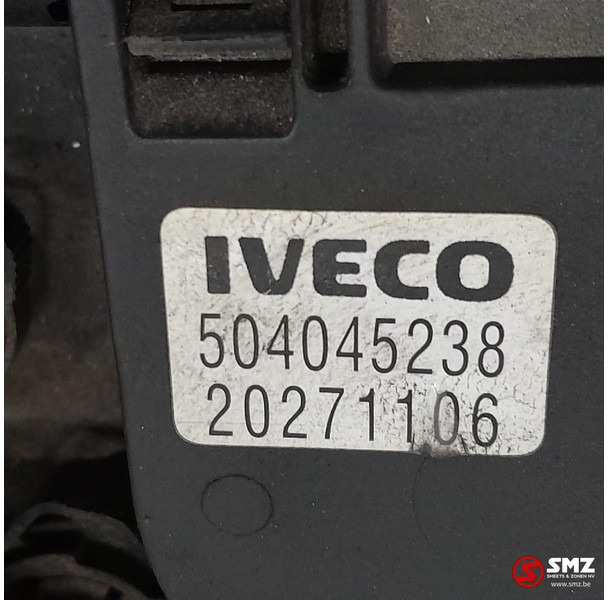 Iveco Occ brandstoftank 200L + brandstofniveausensor + s - Réservoir de carburant pour Camion: photos 5 Iveco Occ brandstoftank 200L + brandstofniveausensor + s - Réservoir de carburant pour Camion: photos 5