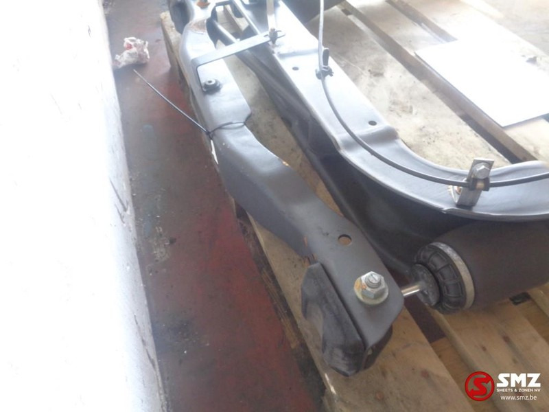 Iveco Occ cabineophanging stralis + schokdemper - Suspension de cabine pour Camion: photos 3 Iveco Occ cabineophanging stralis + schokdemper - Suspension de cabine pour Camion: photos 3