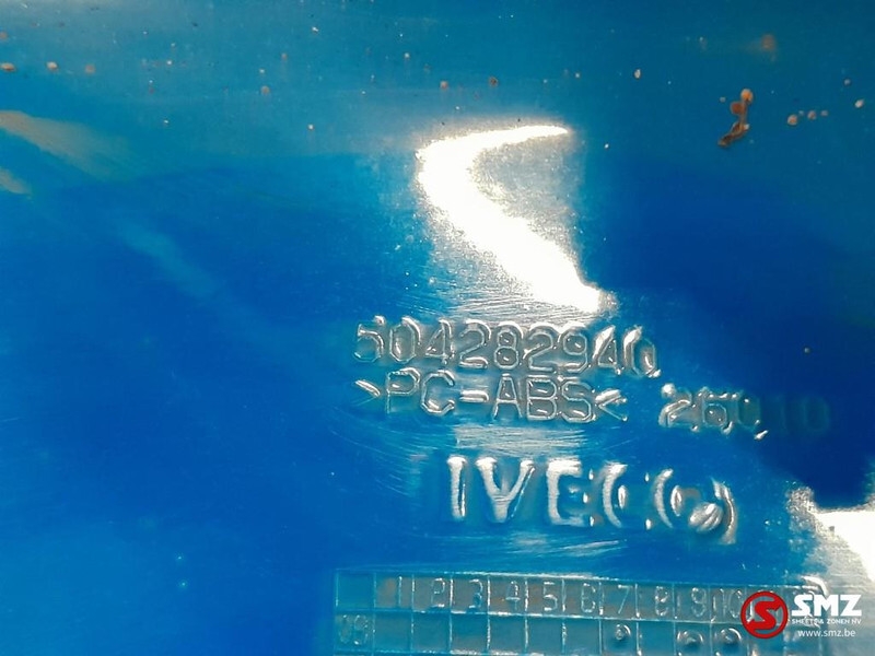 Iveco Occ cabinespoiler links Iveco - Aérodynamique/ Spoilers pour Camion: photos 5 Iveco Occ cabinespoiler links Iveco - Aérodynamique/ Spoilers pour Camion: photos 5