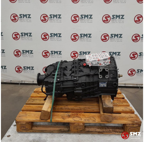 Iveco Occ versnellingsbak 12AS1210TO Iveco - Boîte de vitesse pour Camion: photos 1 Iveco Occ versnellingsbak 12AS1210TO Iveco - Boîte de vitesse pour Camion: photos 1