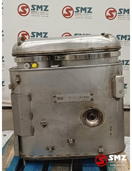 MAN Katalysator euro 6 man - Catalyseur pour Camion: photos 4 MAN Katalysator euro 6 man - Catalyseur pour Camion: photos 4