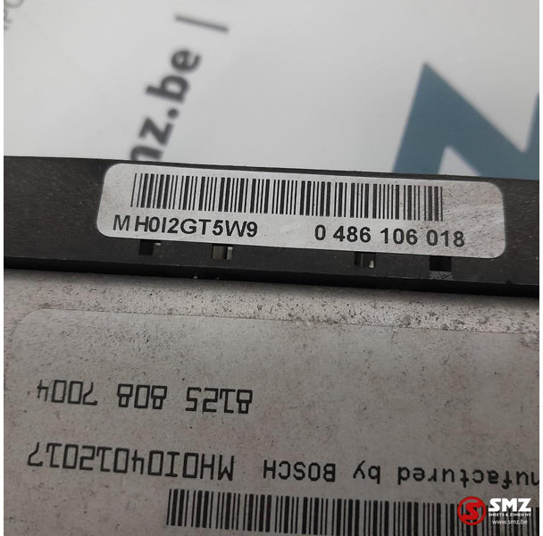 MAN Occ ECU EBS regeleenheid MAN - Bloc de gestion pour Camion: photos 5 MAN Occ ECU EBS regeleenheid MAN - Bloc de gestion pour Camion: photos 5
