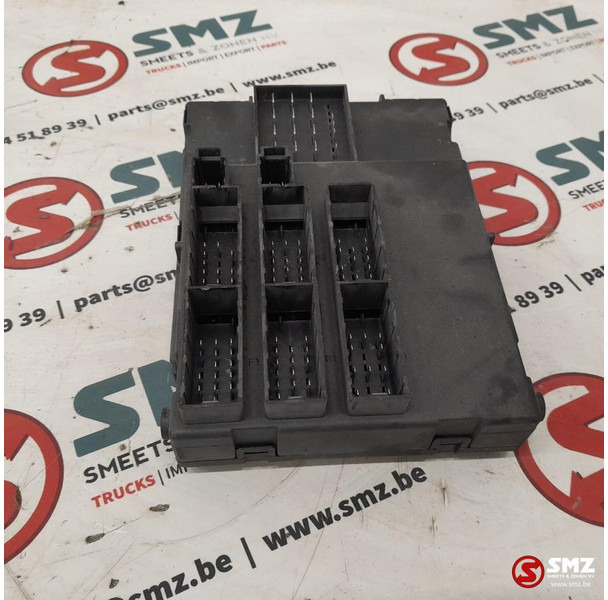 MAN Occ ECU ZBR2 regeleenheid MAN - Bloc de gestion pour Camion: photos 5 MAN Occ ECU ZBR2 regeleenheid MAN - Bloc de gestion pour Camion: photos 5