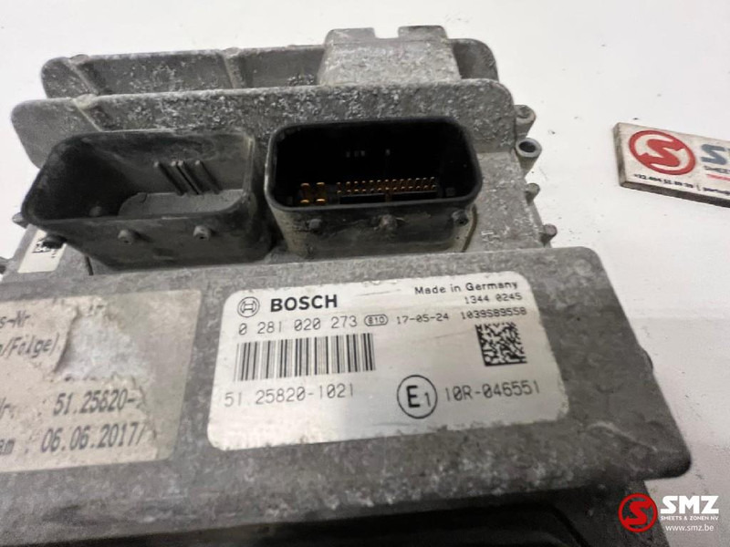 MAN Occ ECU motorbesturingseenheid D2676 LF52 MAN - Bloc de gestion pour Camion: photos 3 MAN Occ ECU motorbesturingseenheid D2676 LF52 MAN - Bloc de gestion pour Camion: photos 3