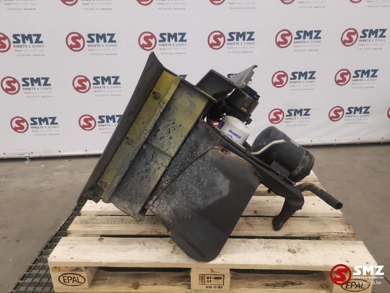 MAN Occ Opstapbak MAN F2000 - Marchepied pour Camion: photos 3 MAN Occ Opstapbak MAN F2000 - Marchepied pour Camion: photos 3