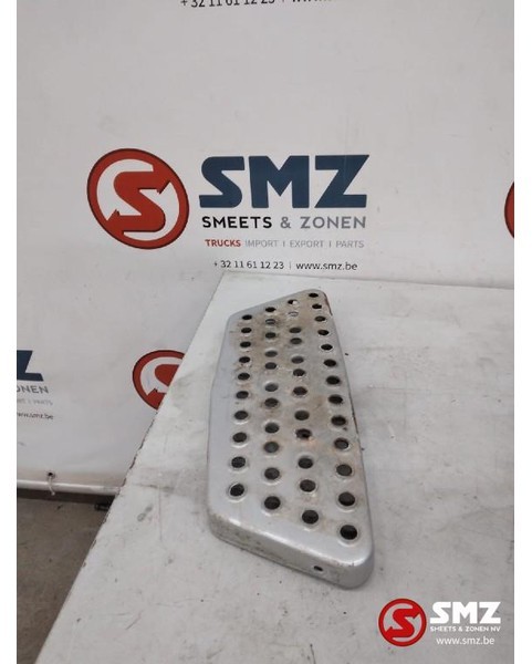 MAN Occ Trede boven lang - Marchepied pour Camion: photos 2 MAN Occ Trede boven lang - Marchepied pour Camion: photos 2