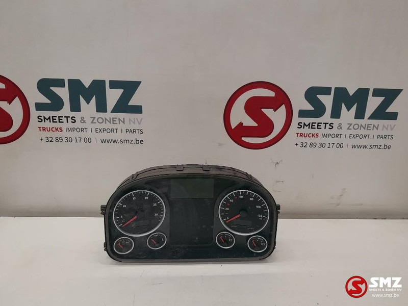 MAN Occ instrumentenpaneel MAN - Panel de instrumentos pour Camion: photos 1 MAN Occ instrumentenpaneel MAN - Panel de instrumentos pour Camion: photos 1