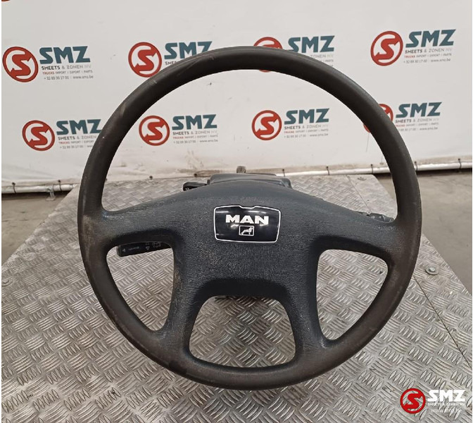 MAN Occ stuurkolom + stuurwiel MAN - Commande de gouvernail pour Camion: photos 4 MAN Occ stuurkolom + stuurwiel MAN - Commande de gouvernail pour Camion: photos 4