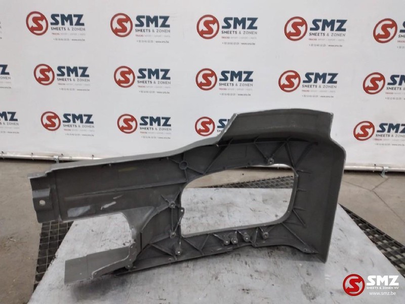 Mercedes-Benz Bumperhoek Mercedes Axor rechts - Angle de pare-chocs pour Camion: photos 2 Mercedes-Benz Bumperhoek Mercedes Axor rechts - Angle de pare-chocs pour Camion: photos 2