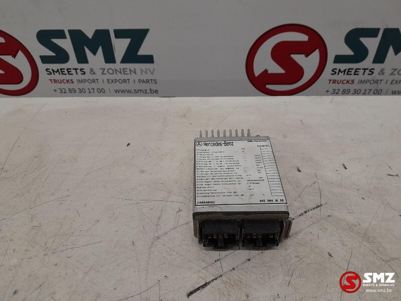 Mercedes-Benz Occ ECU ECAS 4x2 VL regeleenheid Mercedes - Bloc de gestion pour Camion: photos 2 Mercedes-Benz Occ ECU ECAS 4x2 VL regeleenheid Mercedes - Bloc de gestion pour Camion: photos 2