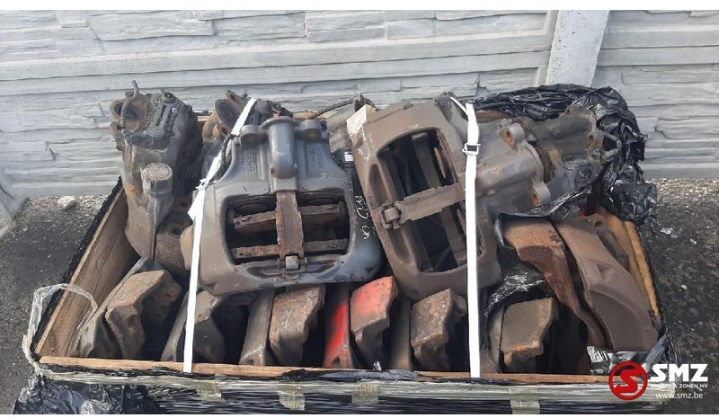 Mercedes-Benz Occ Remklauw achteras rechts Actros MP3/MP4 - Étrier de frein pour Camion: photos 1 Mercedes-Benz Occ Remklauw achteras rechts Actros MP3/MP4 - Étrier de frein pour Camion: photos 1