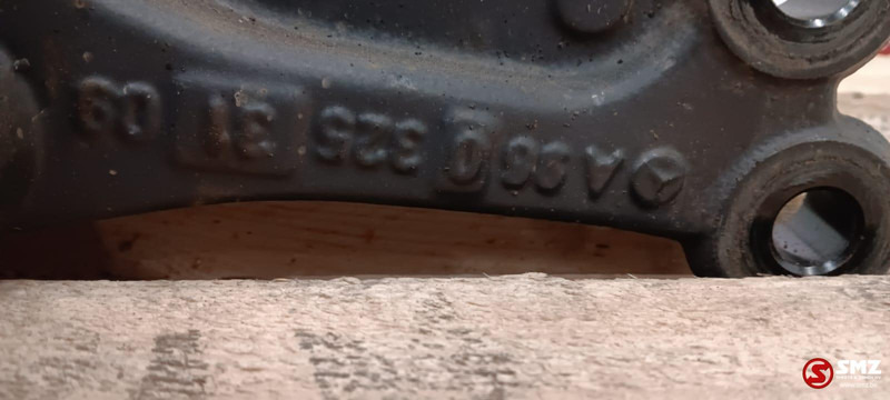 Mercedes-Benz Occ ashoudersteun rechtsachter Mercedes - Frame/ Châssis pour Camion: photos 5 Mercedes-Benz Occ ashoudersteun rechtsachter Mercedes - Frame/ Châssis pour Camion: photos 5