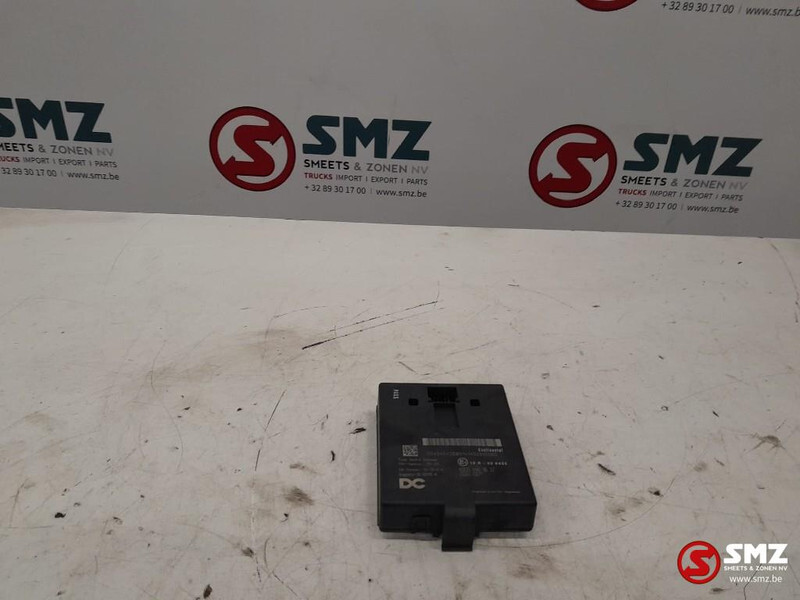 Mercedes-Benz Occ besturingseenheid Mercedes Actros MP4 A0004461 - Bloc de gestion pour Camion: photos 1 Mercedes-Benz Occ besturingseenheid Mercedes Actros MP4 A0004461 - Bloc de gestion pour Camion: photos 1