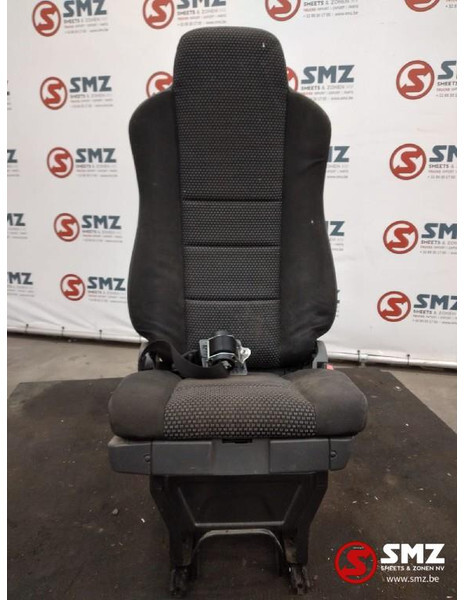 Mercedes-Benz Occ bijrijdersstoel Mercedes - Cabine et intérieur pour Camion: photos 1 Mercedes-Benz Occ bijrijdersstoel Mercedes - Cabine et intérieur pour Camion: photos 1