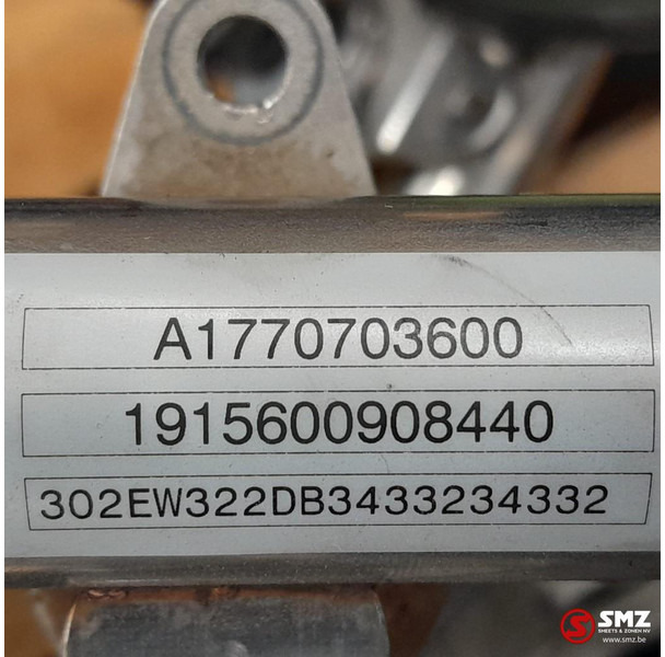 Mercedes-Benz Occ brandstofinjectiespruitsuk + 4 verstuivers AMG - Préparation du carburant pour Voiture: photos 4 Mercedes-Benz Occ brandstofinjectiespruitsuk + 4 verstuivers AMG - Préparation du carburant pour Voiture: photos 4