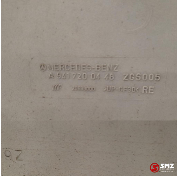Mercedes-Benz Occ deurverlenging rechts Mercedes - Portière et pièces pour Camion: photos 3 Mercedes-Benz Occ deurverlenging rechts Mercedes - Portière et pièces pour Camion: photos 3