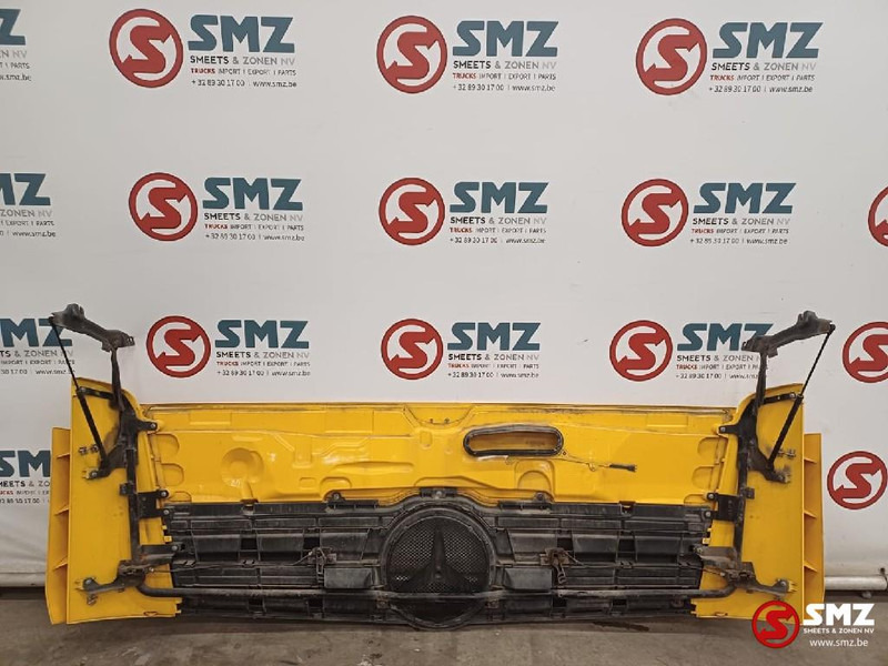 Mercedes-Benz Occ grille Mercedes - Calandre pour Camion: photos 2 Mercedes-Benz Occ grille Mercedes - Calandre pour Camion: photos 2
