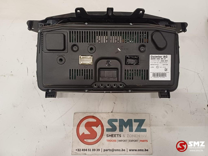 Mercedes-Benz Occ instrumentenpaneel Mercedes - Panel de instrumentos pour Camion: photos 2 Mercedes-Benz Occ instrumentenpaneel Mercedes - Panel de instrumentos pour Camion: photos 2