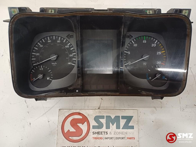 Mercedes-Benz Occ instrumentenpaneel Mercedes - Panel de instrumentos pour Camion: photos 1 Mercedes-Benz Occ instrumentenpaneel Mercedes - Panel de instrumentos pour Camion: photos 1