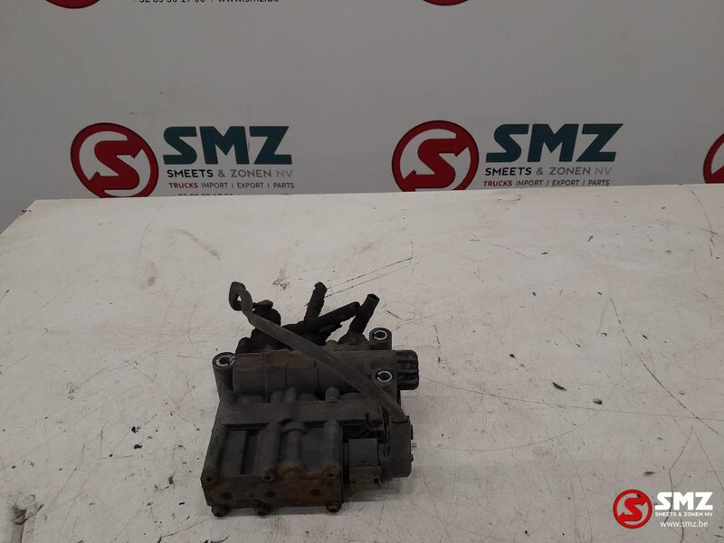 Mercedes-Benz Occ magneetventiel Mercedes Actros MP4 A0013271425 - Bloc de gestion pour Camion: photos 3 Mercedes-Benz Occ magneetventiel Mercedes Actros MP4 A0013271425 - Bloc de gestion pour Camion: photos 3