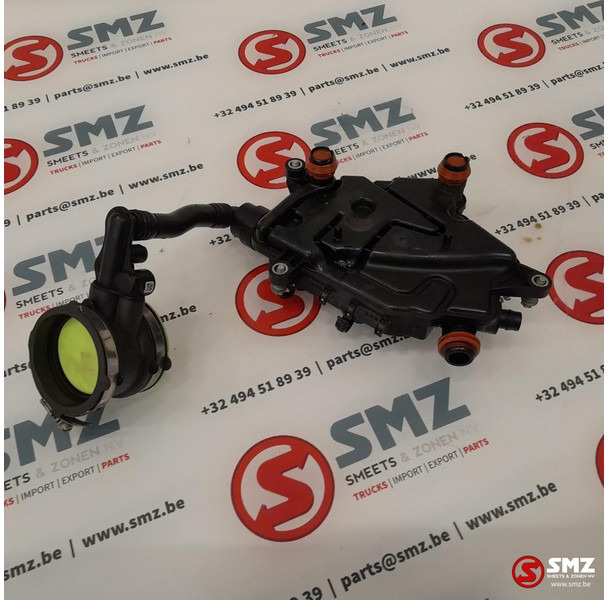 Mercedes-Benz Occ olieafscheider links AMG C63S Mercedes - Moteur et pièces pour Voiture: photos 1 Mercedes-Benz Occ olieafscheider links AMG C63S Mercedes - Moteur et pièces pour Voiture: photos 1