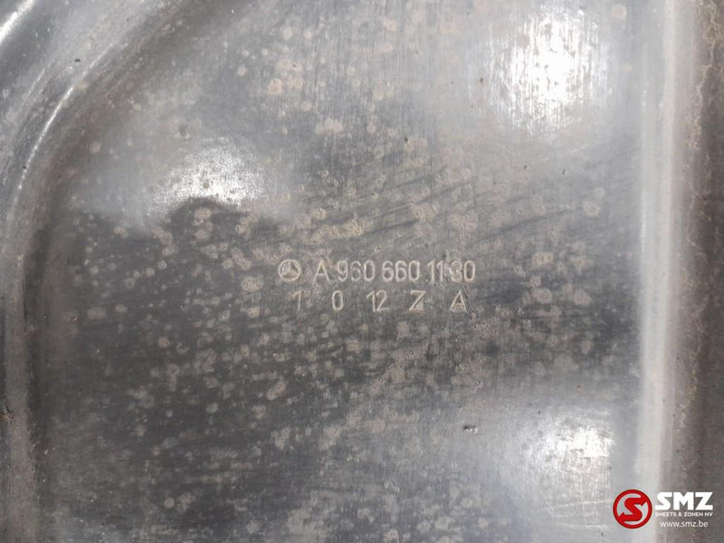 Mercedes-Benz Occ onderste tredebeugel links Mercedes - Frame/ Châssis pour Camion: photos 4 Mercedes-Benz Occ onderste tredebeugel links Mercedes - Frame/ Châssis pour Camion: photos 4