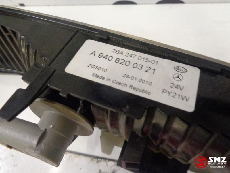 Mercedes-Benz Occ pinker links Mercedes Axor - Clignotants pour Camion: photos 3 Mercedes-Benz Occ pinker links Mercedes Axor - Clignotants pour Camion: photos 3