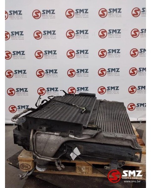 Mercedes-Benz Occ radiator Mercedes Actros MP4 A9605002701 - Radiateur pour Camion: photos 2 Mercedes-Benz Occ radiator Mercedes Actros MP4 A9605002701 - Radiateur pour Camion: photos 2