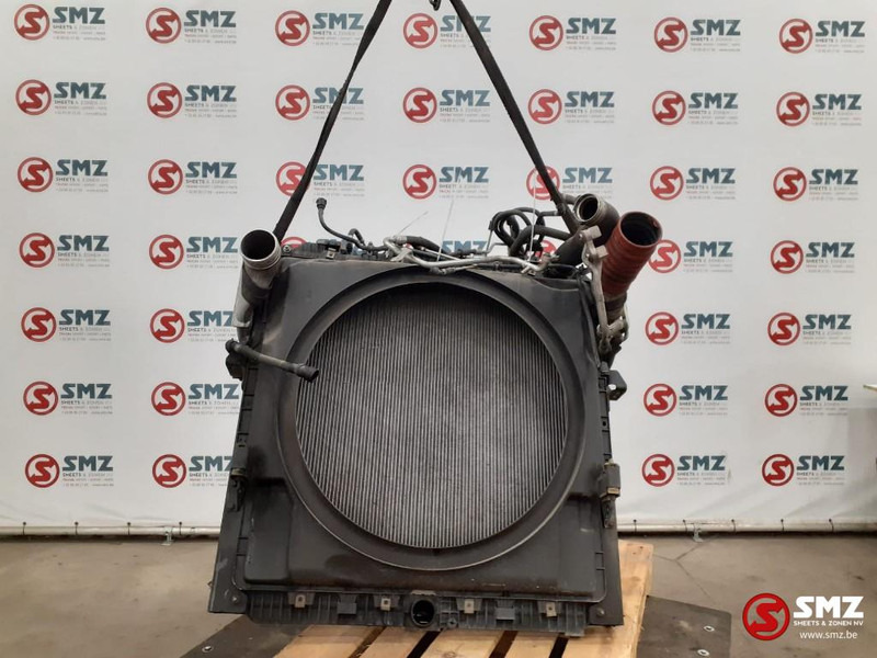 Mercedes-Benz Occ radiator + intercooler Mercedes - Radiateur pour Camion: photos 1 Mercedes-Benz Occ radiator + intercooler Mercedes - Radiateur pour Camion: photos 1