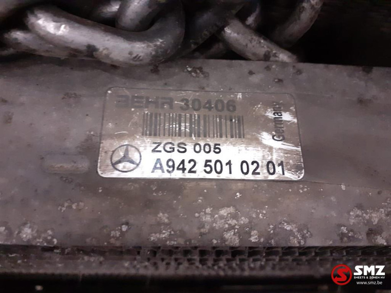 Mercedes-Benz Occ radiator + intercooler Mercedes - Radiateur pour Camion: photos 3 Mercedes-Benz Occ radiator + intercooler Mercedes - Radiateur pour Camion: photos 3