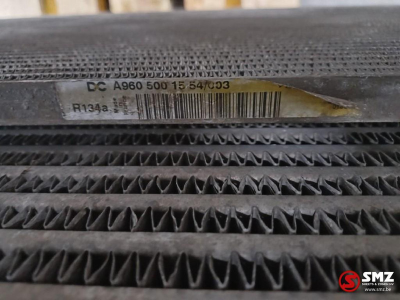 Mercedes-Benz Occ radiator + intercooler + condenser Mercedes - Radiateur pour Camion: photos 5 Mercedes-Benz Occ radiator + intercooler + condenser Mercedes - Radiateur pour Camion: photos 5
