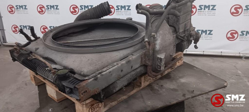Mercedes-Benz Occ radiator + intercooler + expansievat Mercedes - Radiateur pour Camion: photos 2 Mercedes-Benz Occ radiator + intercooler + expansievat Mercedes - Radiateur pour Camion: photos 2