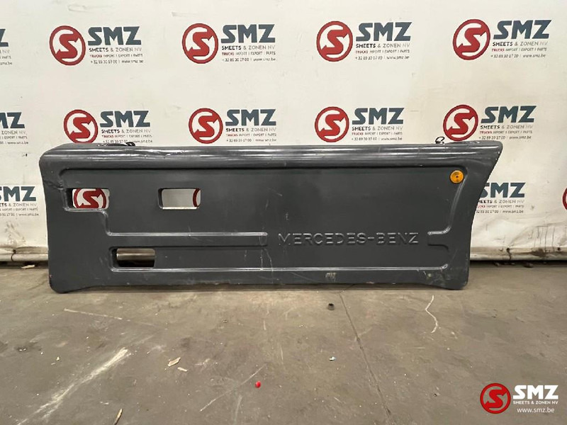 Mercedes-Benz Occ set sideskirts links + rechts Mercedes SK - Frame/ Châssis pour Camion: photos 1 Mercedes-Benz Occ set sideskirts links + rechts Mercedes SK - Frame/ Châssis pour Camion: photos 1