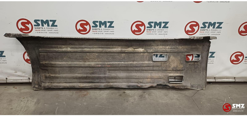 Mercedes-Benz Occ set sideskirts links + rechts Mercedes SK - Frame/ Châssis pour Camion: photos 2 Mercedes-Benz Occ set sideskirts links + rechts Mercedes SK - Frame/ Châssis pour Camion: photos 2