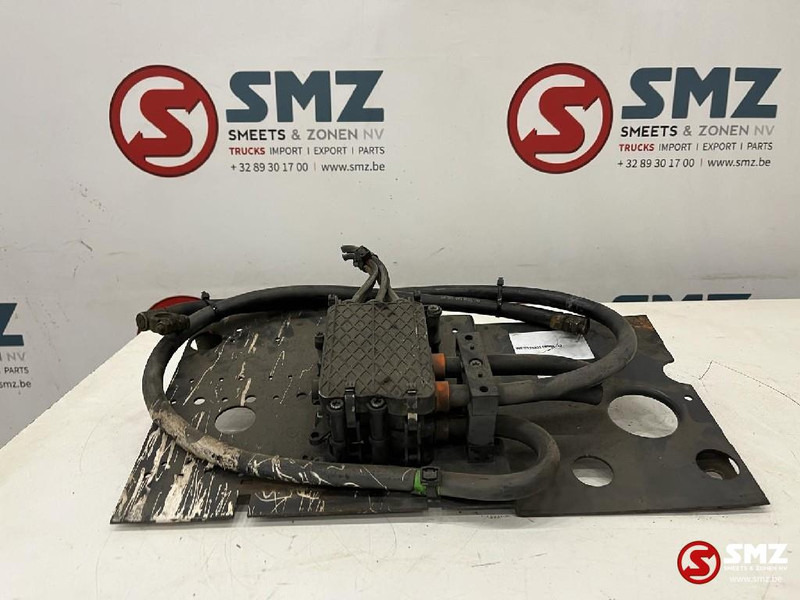 Mercedes-Benz Occ verdeelkast Actros MP2 - Système électrique pour Camion: photos 2 Mercedes-Benz Occ verdeelkast Actros MP2 - Système électrique pour Camion: photos 2