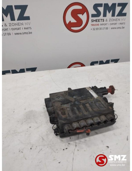 Mercedes-Benz Occ zekeringskast Mercedes Actros MP4 A9605460640 - Système électrique pour Camion: photos 2 Mercedes-Benz Occ zekeringskast Mercedes Actros MP4 A9605460640 - Système électrique pour Camion: photos 2