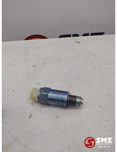 Mercedes-Benz Snelheidssensor mercedes actros a0165421517 - Capteur pour Camion: photos 1 Mercedes-Benz Snelheidssensor mercedes actros a0165421517 - Capteur pour Camion: photos 1