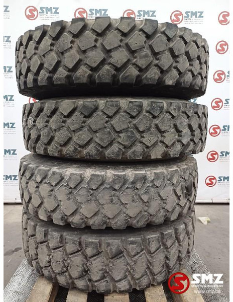 Michelin Occ vrachtwagenband 12.00R20 154/149K Michelin - Pneu pour Camion: photos 1 Michelin Occ vrachtwagenband 12.00R20 154/149K Michelin - Pneu pour Camion: photos 1