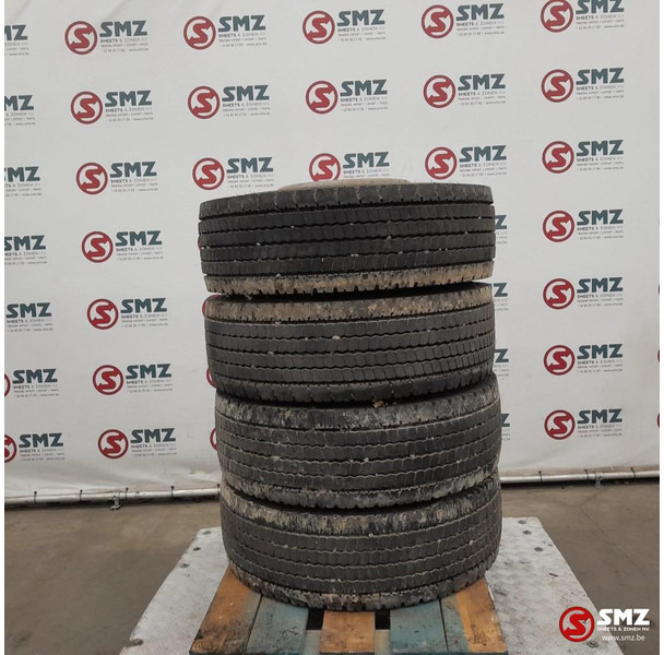 Michelin Occ vrachtwagenband 295/60R22.5 150/147K Michelin - Pneu pour Camion: photos 1 Michelin Occ vrachtwagenband 295/60R22.5 150/147K Michelin - Pneu pour Camion: photos 1