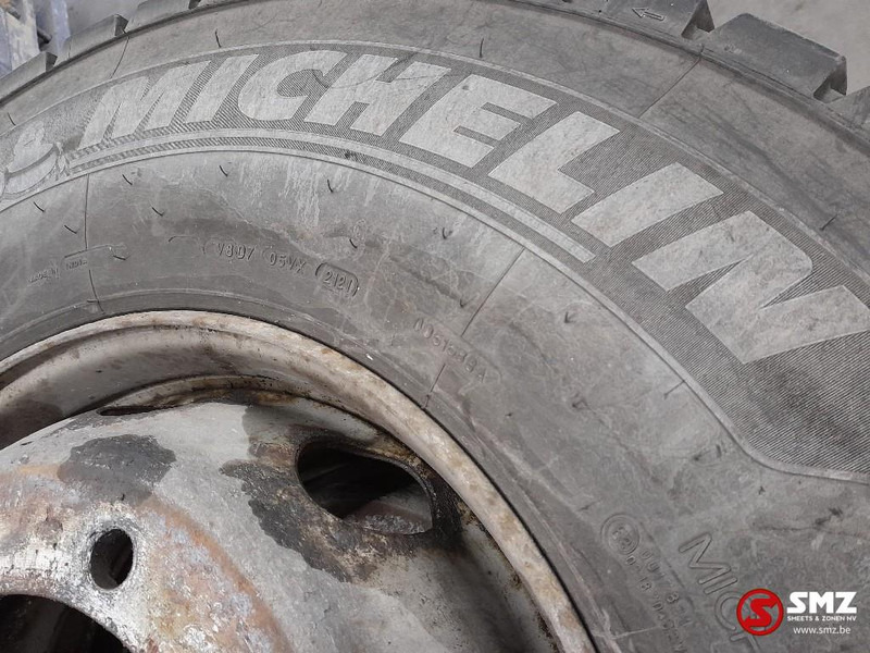 Michelin Occ vrachtwagenband 315/80R22.5 156/150L Michelin - Pneu pour Camion: photos 2 Michelin Occ vrachtwagenband 315/80R22.5 156/150L Michelin - Pneu pour Camion: photos 2