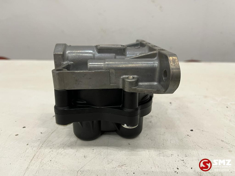 Volvo Meerkringsbeveiligingsklep -VOLVO FL, RVI MIDLUM - Pièces de rechange pour Camion: photos 2 Volvo Meerkringsbeveiligingsklep -VOLVO FL, RVI MIDLUM - Pièces de rechange pour Camion: photos 2