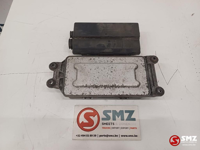 Renault Occ ECU RCIOM regeleenheid Renault - Bloc de gestion pour Camion: photos 2 Renault Occ ECU RCIOM regeleenheid Renault - Bloc de gestion pour Camion: photos 2