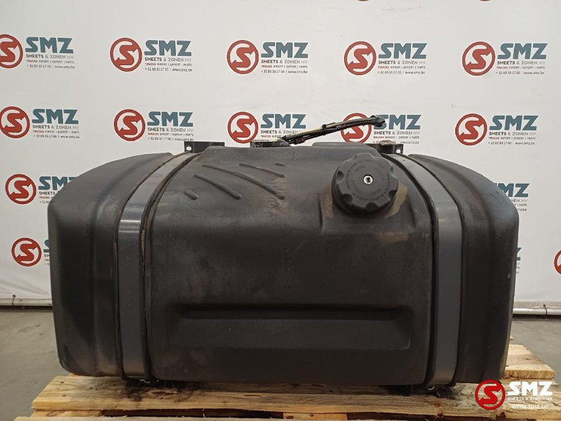 Renault Occ brandstoftank 250L Renault - Réservoir de carburant pour Camion: photos 1 Renault Occ brandstoftank 250L Renault - Réservoir de carburant pour Camion: photos 1