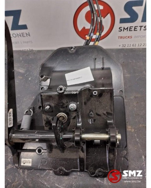 Renault Occ rempedaal renault t 7482436478 - Pédale pour Camion: photos 2 Renault Occ rempedaal renault t 7482436478 - Pédale pour Camion: photos 2