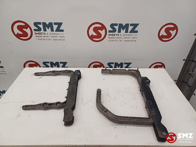 Renault Occ set side skirt steunen Renault - Frame/ Châssis pour Camion: photos 4 Renault Occ set side skirt steunen Renault - Frame/ Châssis pour Camion: photos 4